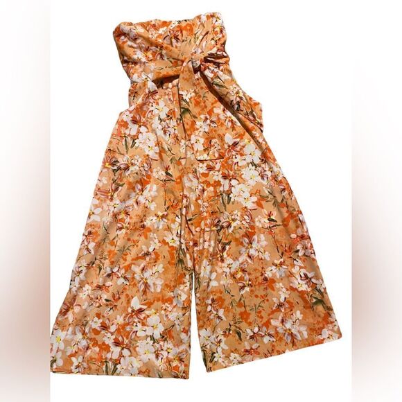 Entro Strapless Floral Wide-Legged Romper - Picture 5 of 10